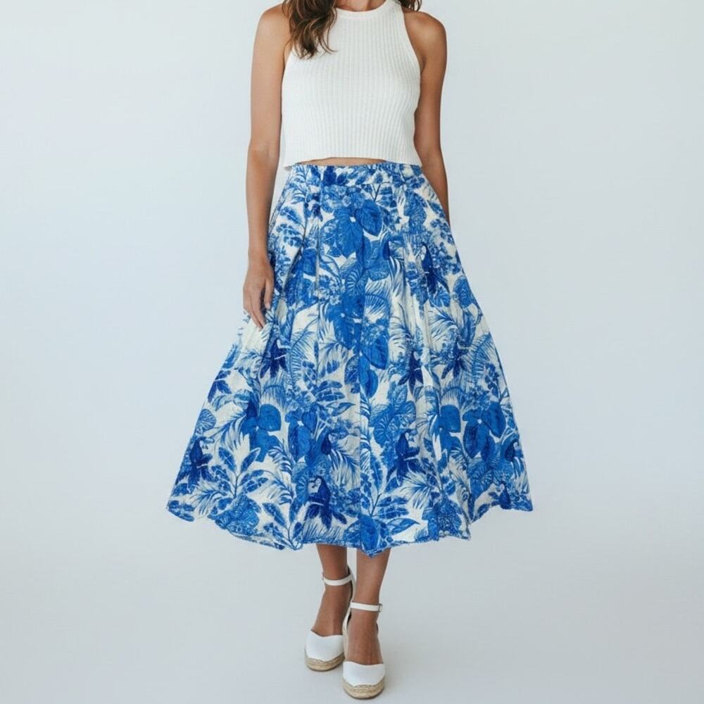 Her Destiny Midi Skirt Women's Sz M Blue White Floral Paperbag Waist Pleats